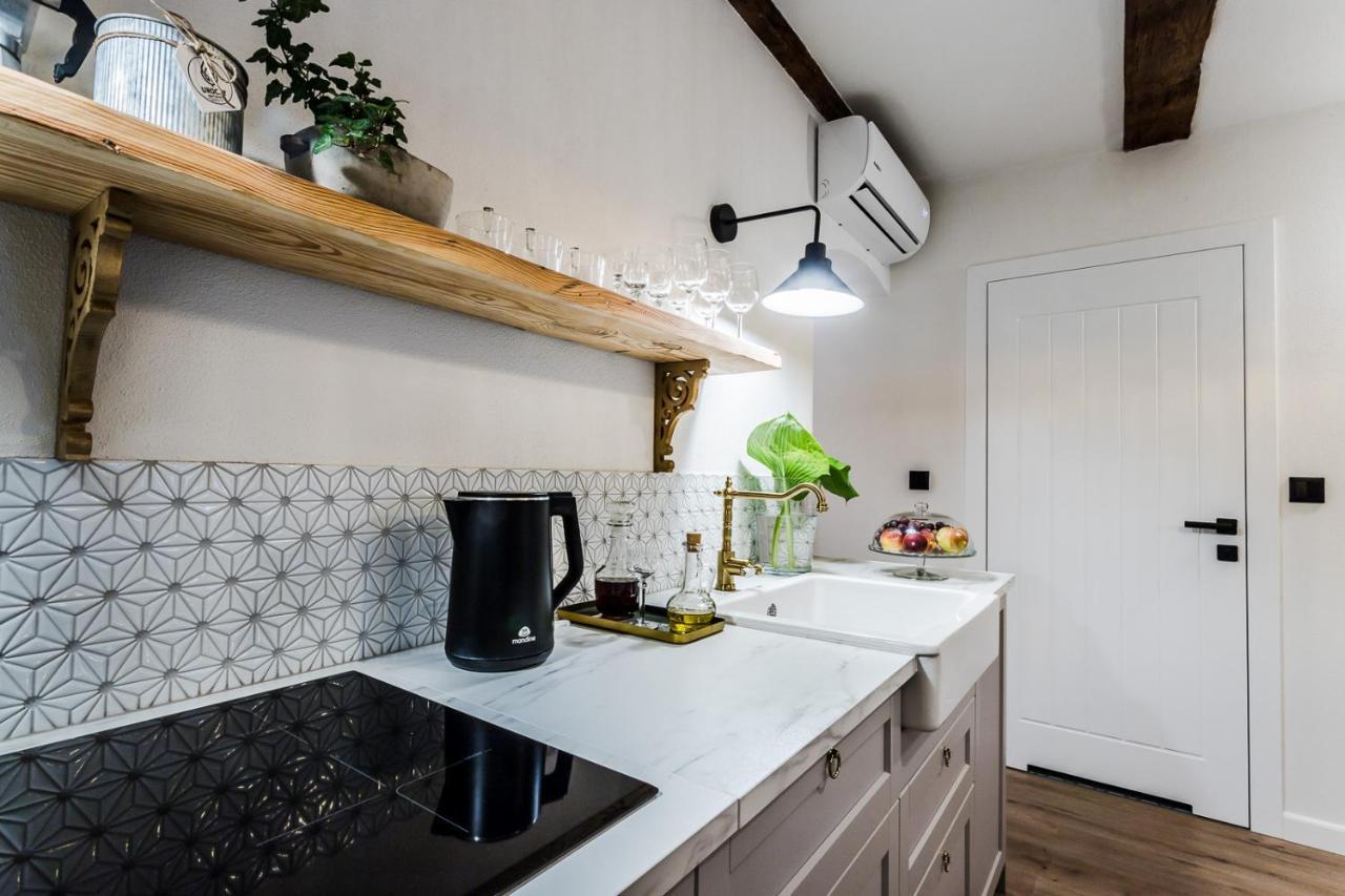 Uroczy Apartament Lazienna 5/4 Stary Toruń Exteriör bild