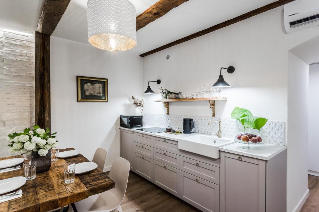Uroczy Apartament Lazienna 5/4 Stary Toruń Exteriör bild