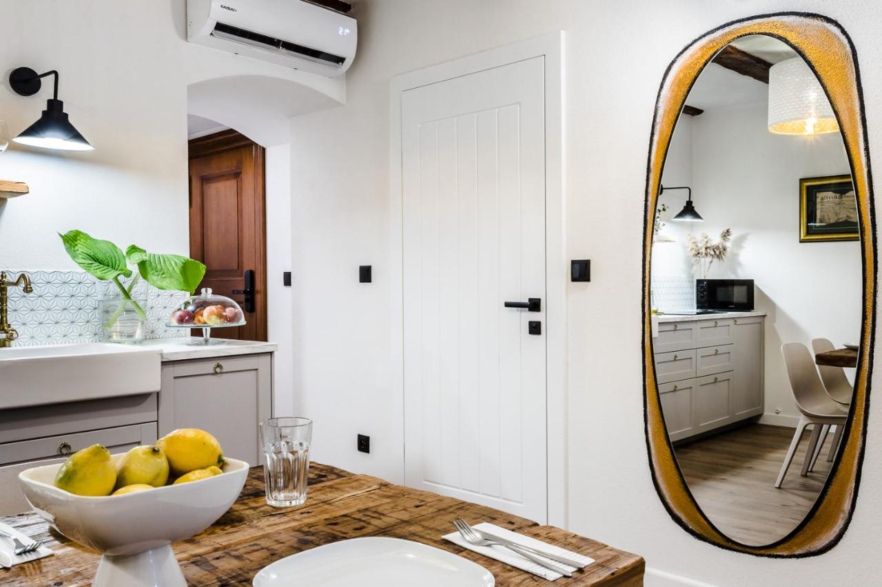Uroczy Apartament Lazienna 5/4 Stary Toruń Exteriör bild